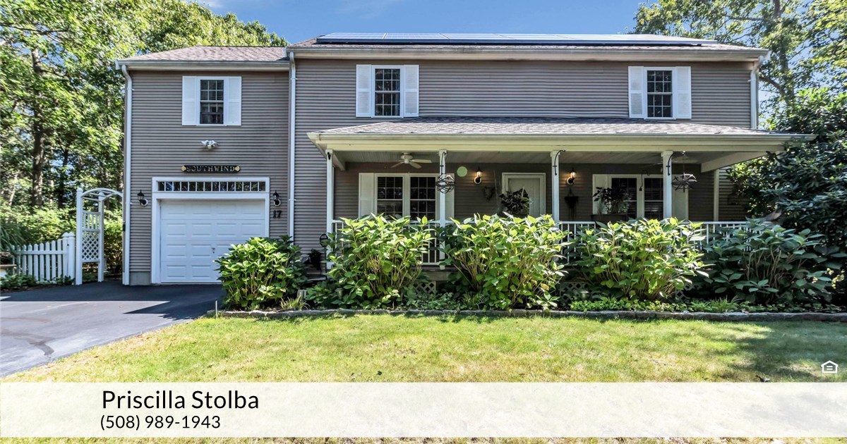 17 Balfour Ln, Mashpee, MA 02649